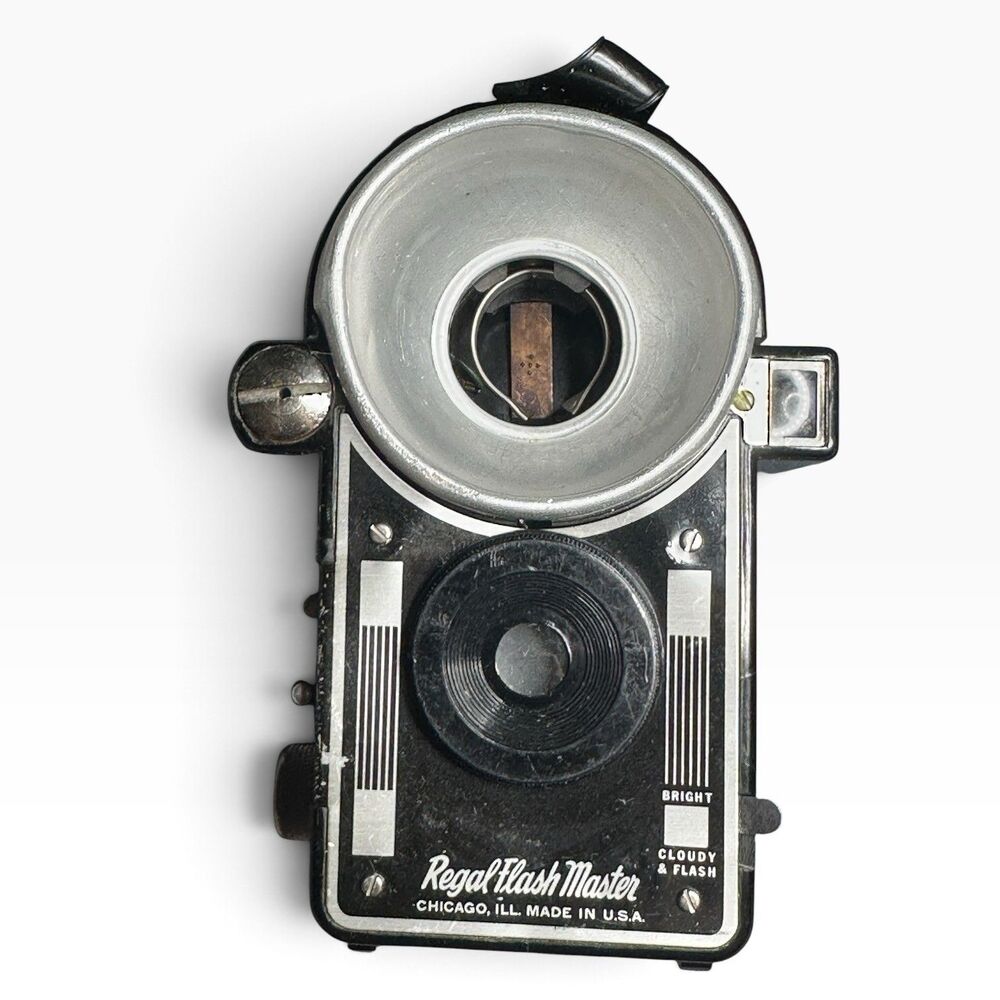Bakelite Box Camera Art Deco Regal Flash Master Photography Decor Vintage